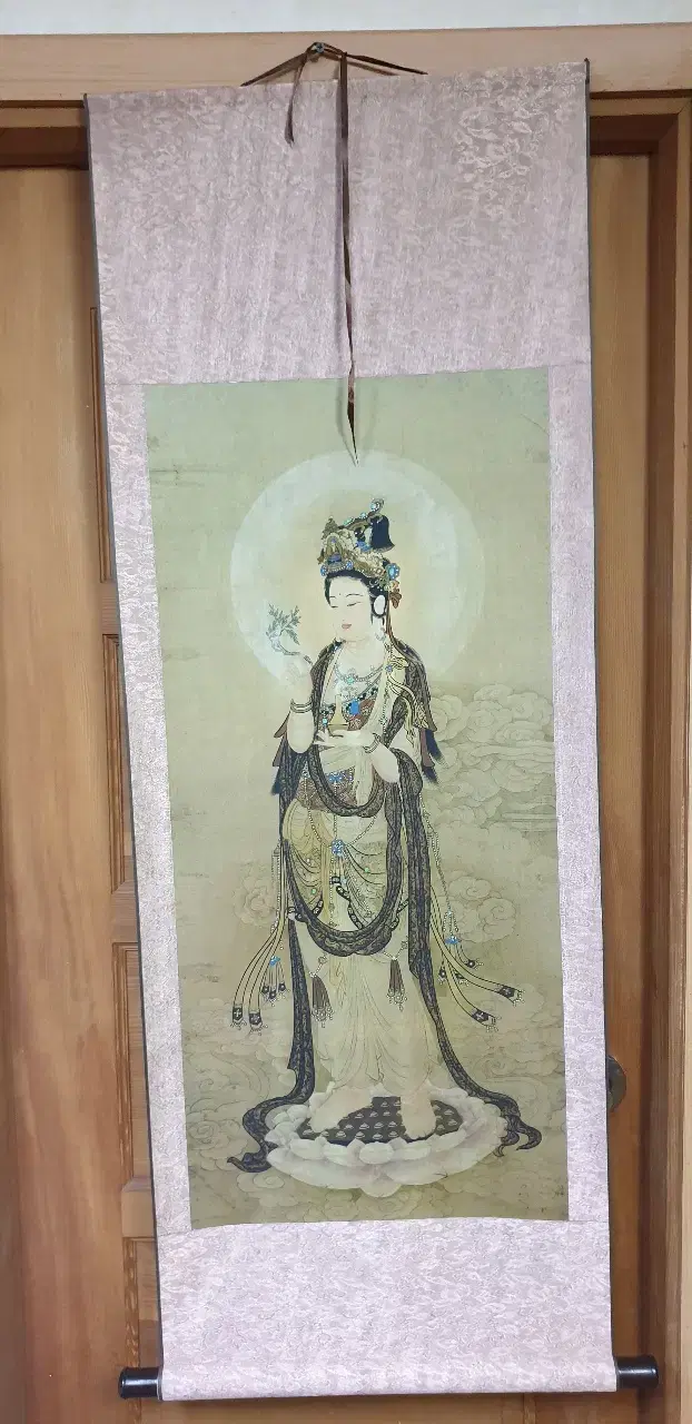 관세음 족자 영인본 가로50cm 세로1m50cm 1점